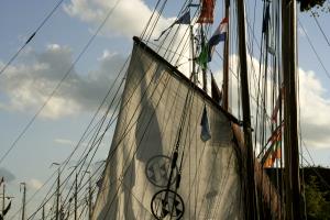 2005-08-04 Leer Traditionschiffertreffen 396-1_87.jpg